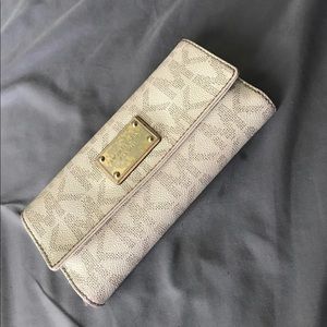 Michael Kors wallet